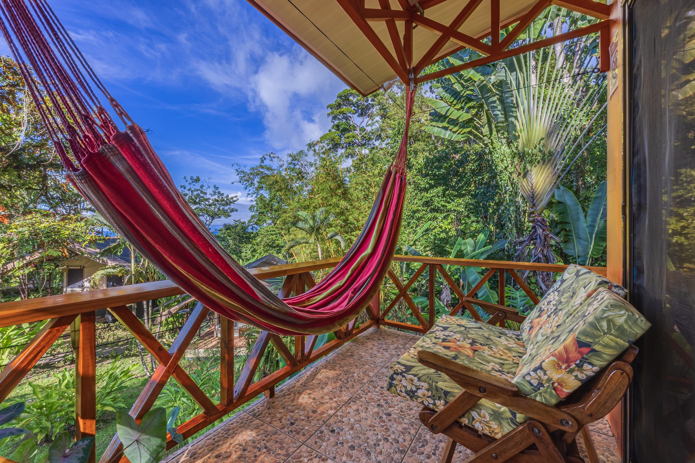 Mariposa Room: porch