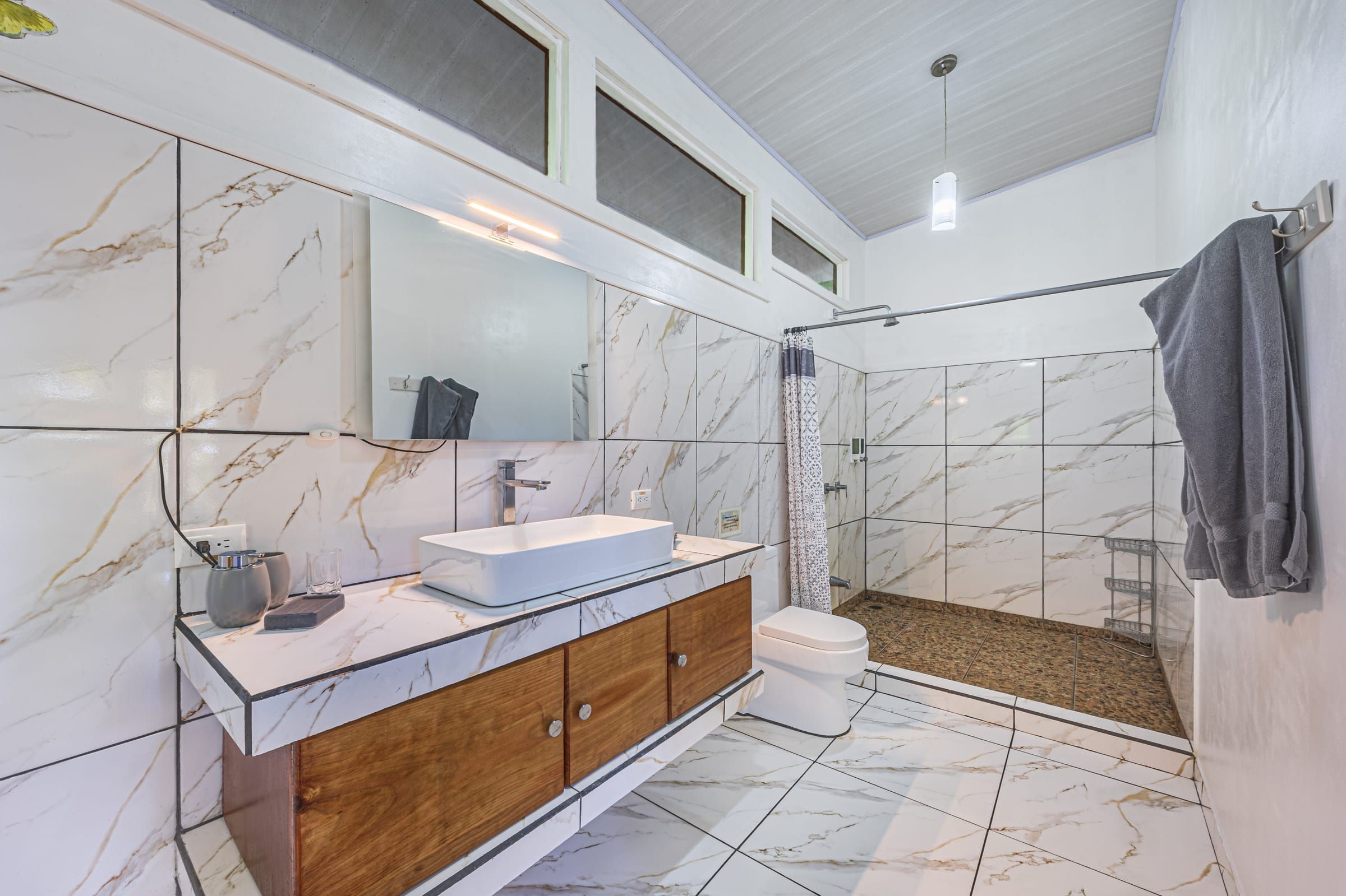 Zimmer Mariposa: Badezimmer