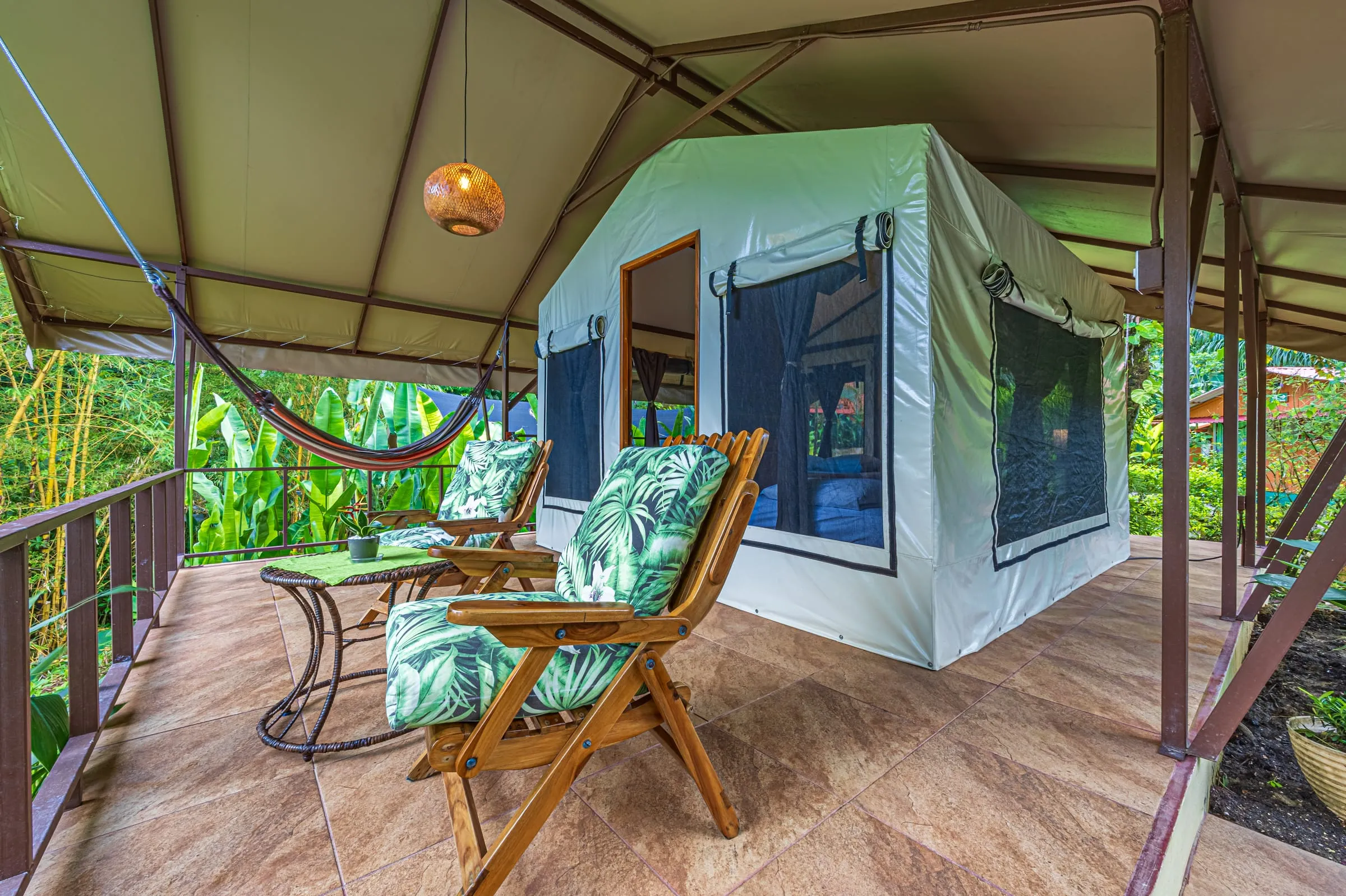 Tiendas ecológicas privadas: terraza